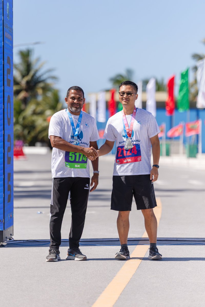 CSCEC_MALDIVES's tweet image. We ran, we connected, we celebrated! Honored to join the Xiamen-Laamu Marathon with friends from nations. As a proud builder in Maldives, CSCEC is committed to contributing to the nation&apos;s growth. Onward to friendship and building a brighter future together!