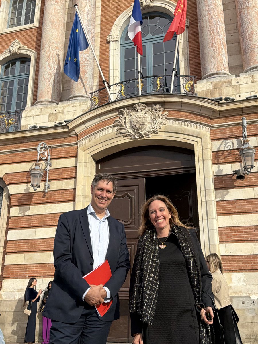 SNT_CFECGC's tweet photo. Le Journal du Dimanche met à l’honneur la volonté de Frédéric Guyonnet de moderniser la CFE-CGC et de replacer notre confédération au centre des grands enjeux économiques et sociaux.
Une dynamique que le SNT porte fièrement 💪 https://t.co/Z5WMvmfFUK