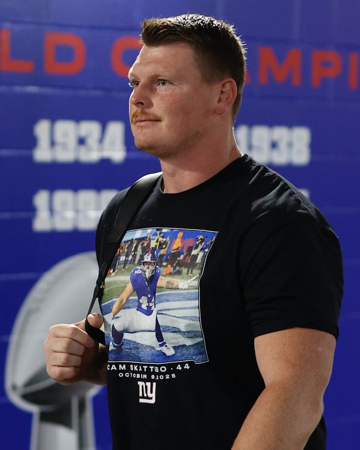 G4wf2ehWQAAq_ZW (720×900)