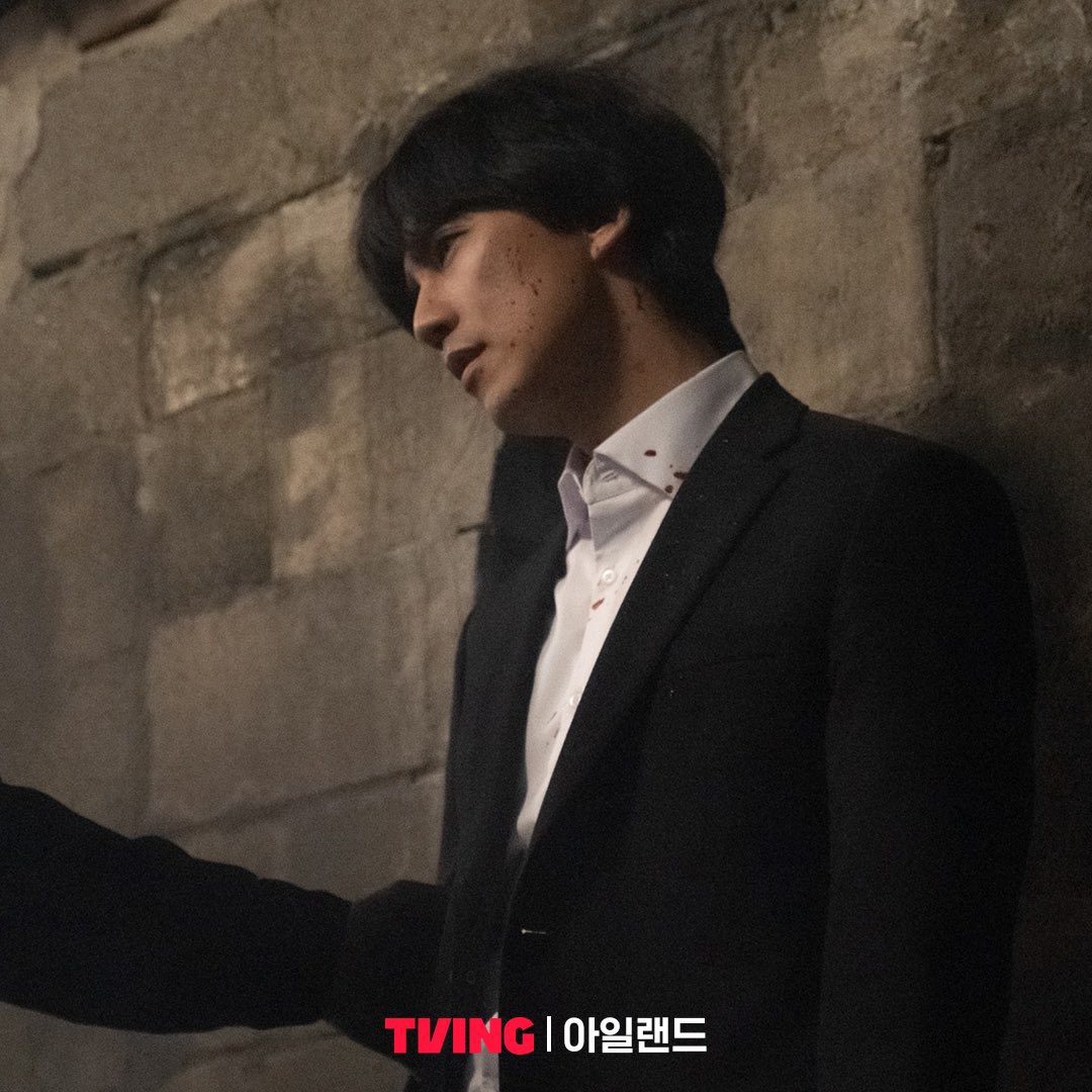 트친들이 탐라에 적혈구 노출하는 김남길 올려줬으면 좋겠다..