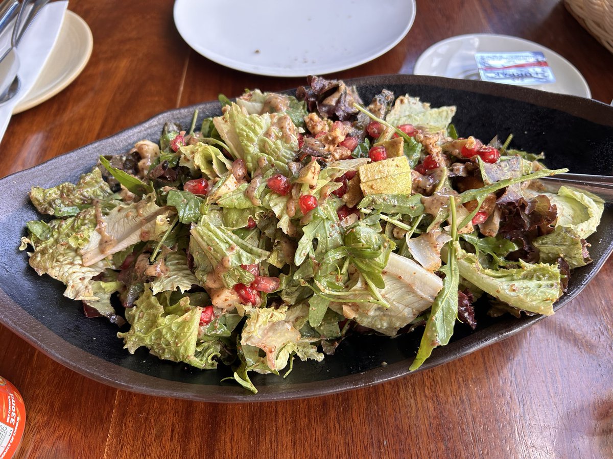 CHRISTINA VONIATIS tweet media