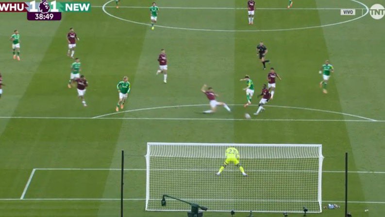 E aí <a href="/OptaJoe/">OptaJoe</a> <a href="/OptaAnalyst/">Opta Analyst</a> não vai computar o chute do Gordon de fora da área não? E aí casebre de merda <a href="/bet365BR/">bet365 Brasil</a> toda semana é isso. 
#WHUNEW
#PremierLeagueNaESPN