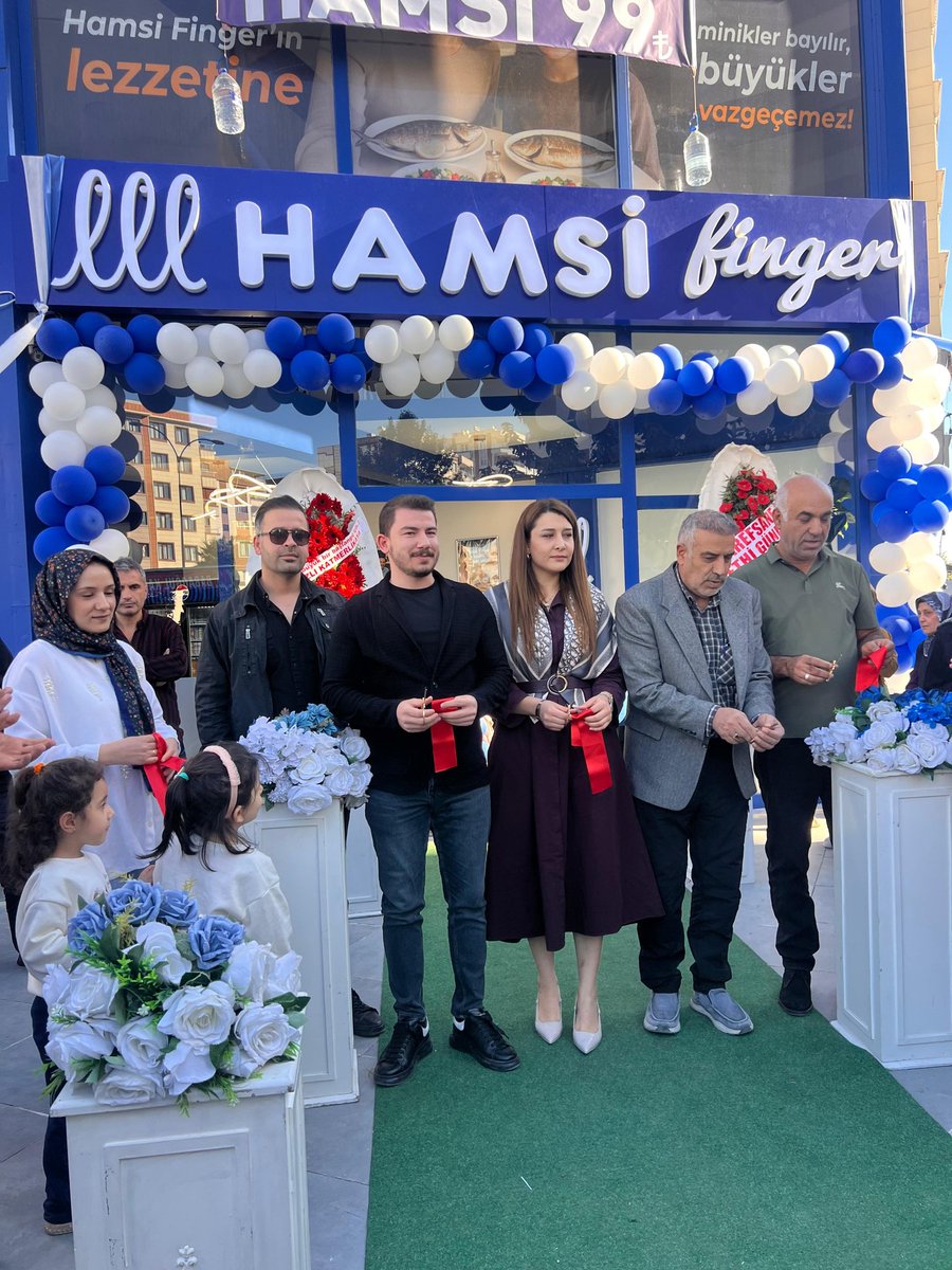 Karaköprü İlçe Başkanlığı olarak Akpiyar Mahallemizde hizmete başlayan Hamsi Finger işletmesinin açılışına katıldık. İlçemize değer katacak her girişimi destekliyor, yerel üretimin ve emeğin büyümesini önemsiyoruz.
Yeni işletmemize bereketli kazançlar, ilçemize hayırlı olmasını