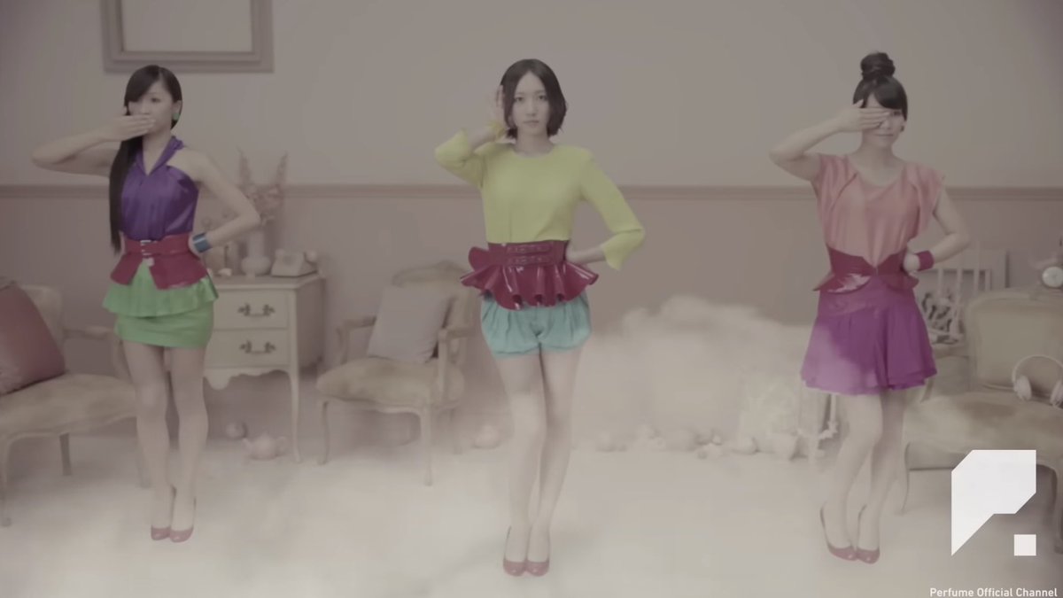 IMTokyoP's tweet photo. 久しぶりにPerfumeの「スパイス」を聴いたけど、懐かし過ぎる！曲の前後で髪型や衣装が変わってるのも良き✨
#Perfume #prfm #Perfumeスパイス https://t.co/Gt0OF6D2iX