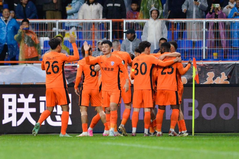 CSLBrasil's tweet image. Também por 1x0, o Yunnan Yukun derrotou o Qingdao West Coast no encerramento da 29ª rodada

Pedro Henrique foi o autor do gol