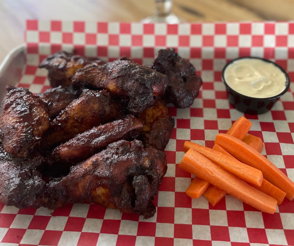 Keeping KC outta the picture today and focusing on Bob's Original, Memphis and Carolina sauces to round out #gameday! 

🍻42 North Brewing - Smoked Wings every Sunday
🍗#FatBobs Allentown - $1 Wings at the bar
🍽️Takeout: Single, Doubles, Platters of 50 - #delivery #takeout