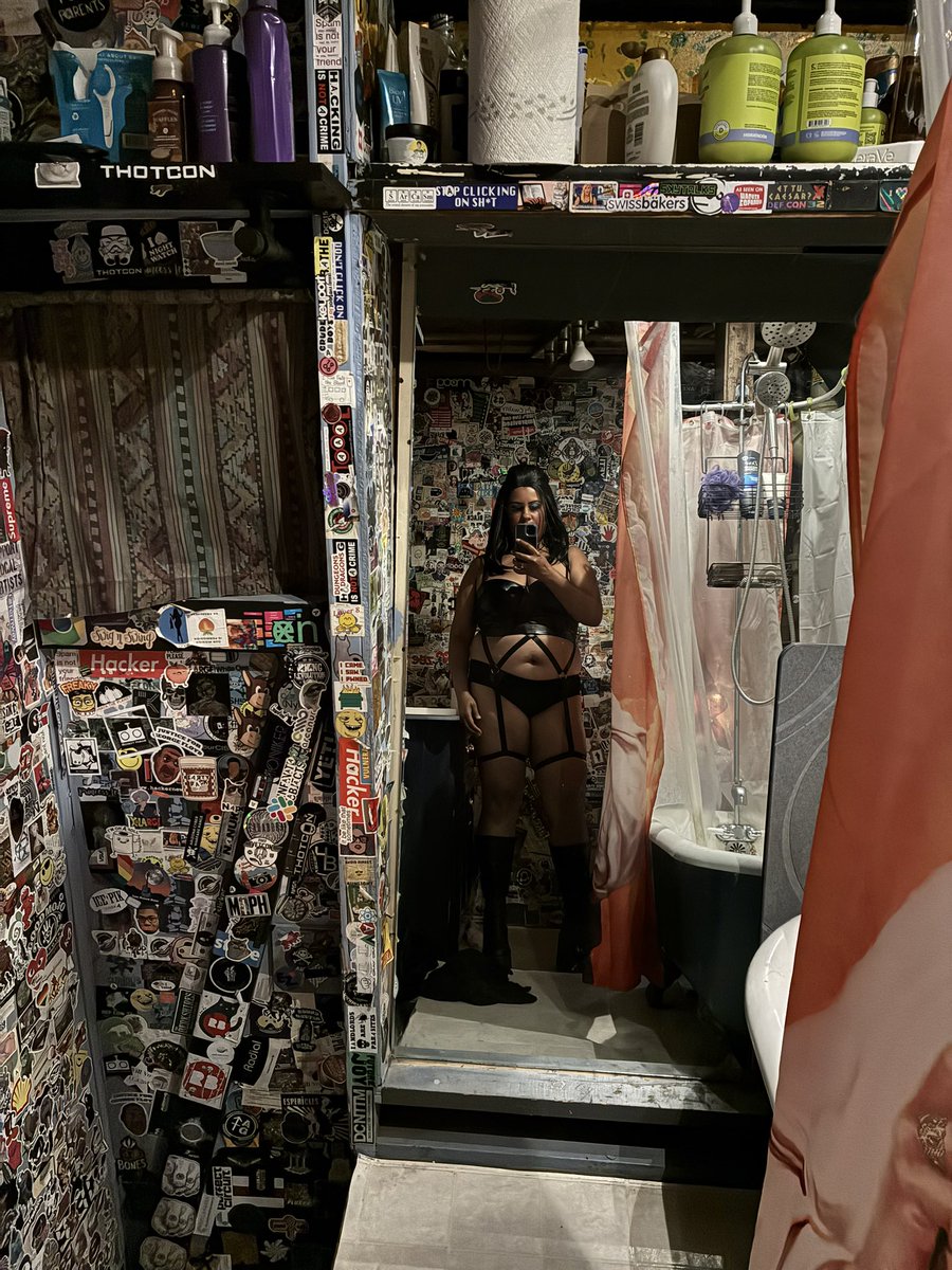 Ms. Priya NYC 12/31-1/3 tweet media