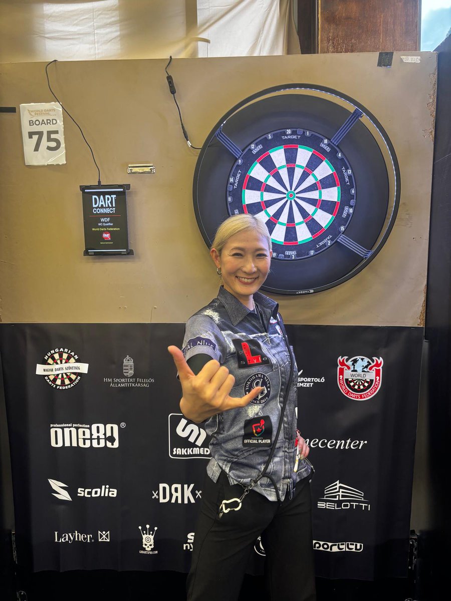 DARTS HIVE ダーツセット 清水舞友 Vol.74 清水 舞友史上最年少優勝 | 世界/日本 ダーツ情報 ニューダーツ