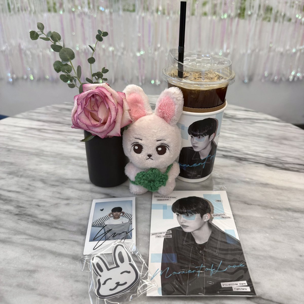 #율이의순간

예이니의 순간들로 가득🩵
역시 사랑에 빠지는 것은 찰나였던 것이다✨