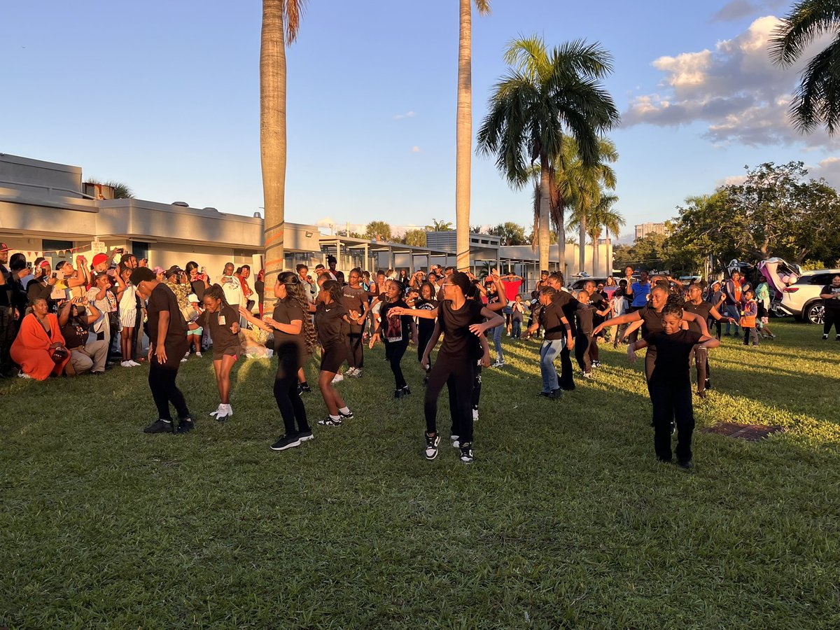 North Fork Elementary School tweet media