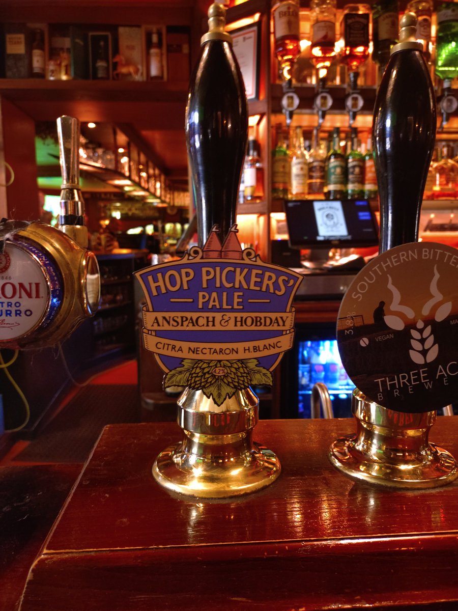 SELondonBoozers's tweet photo. Lovely drop of @AnspachHobday at 🐶🔔#SE8... now doing Beamish as well... if £7/pint doesn't put you off 🍻🍻 https://t.co/K09RMVwEoO