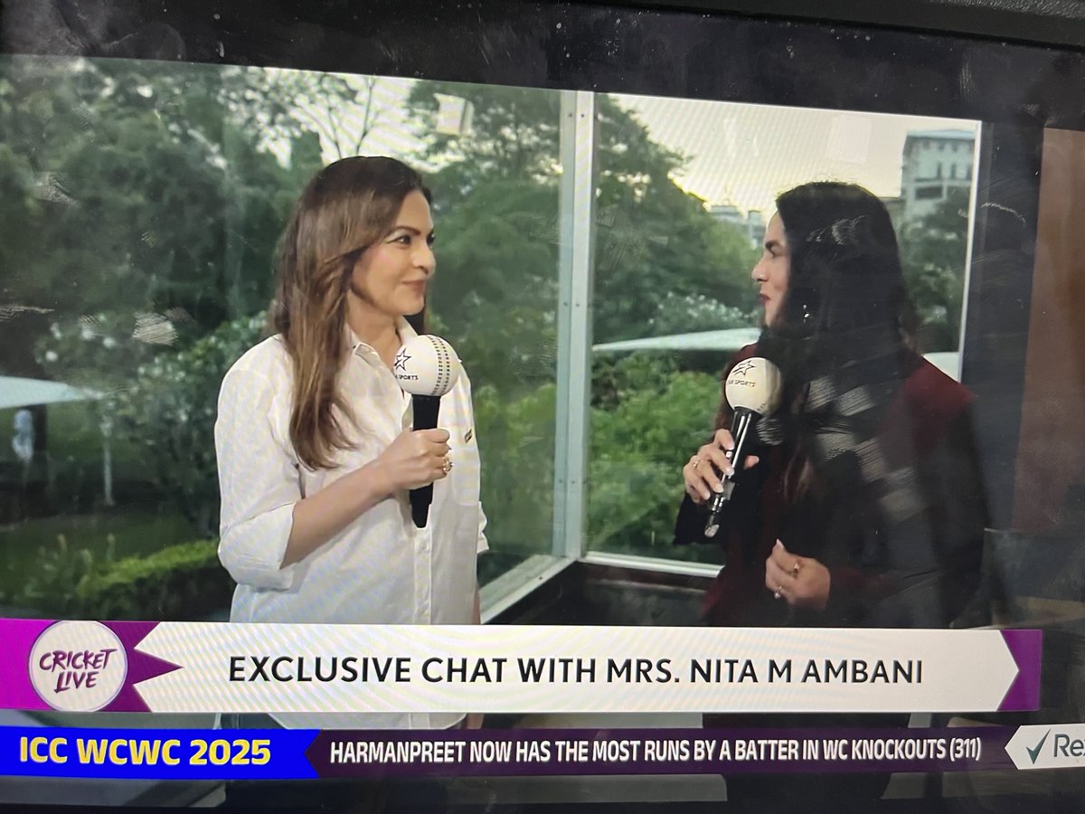 babumoshoy's tweet image. The #WWC final was an excuse for me to watch this - the real McCoy. I can now switch off and go to sleep. May the best team win. 

Thanks for your attention to the matter.