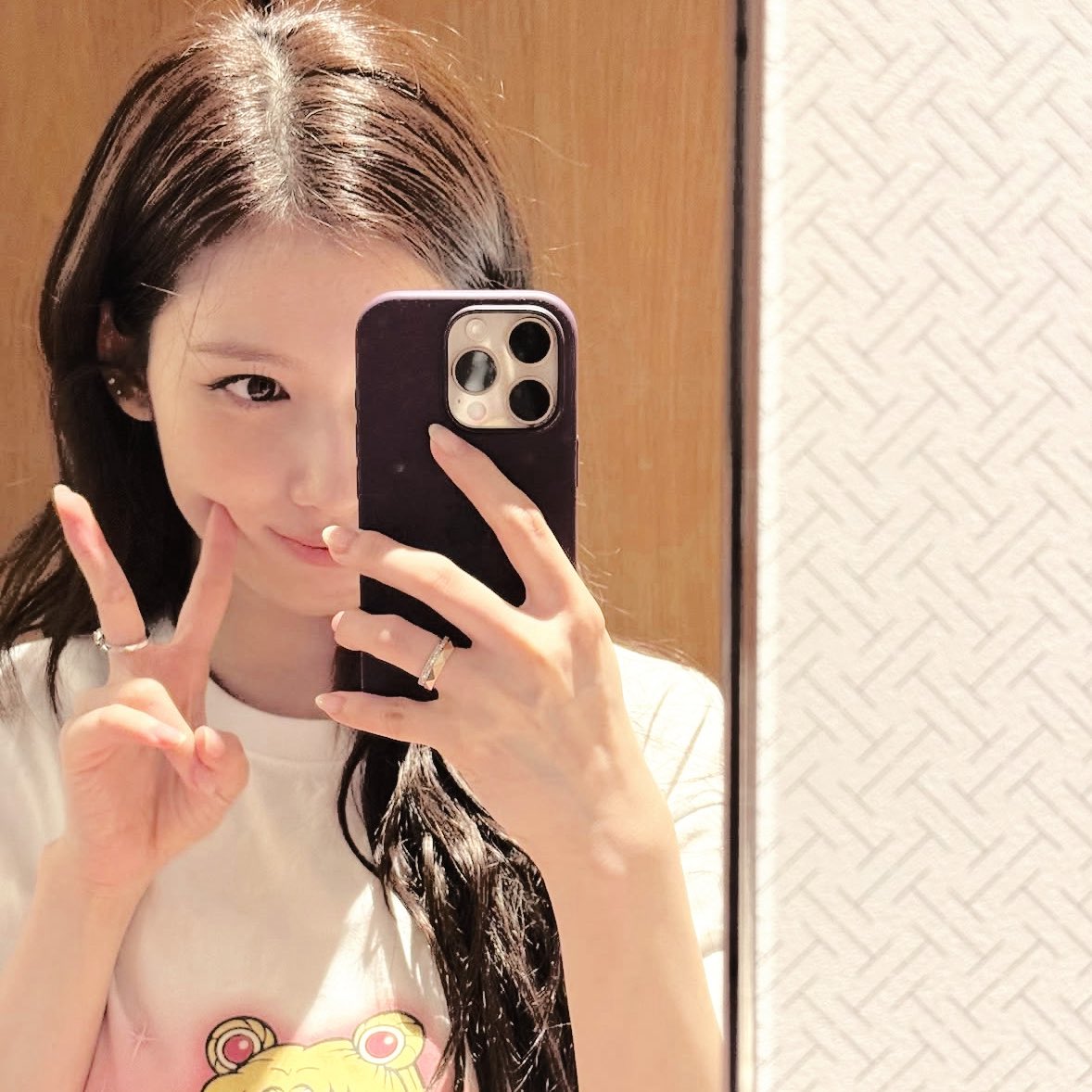 cheddarie's tweet image. @𝐤𝐢𝐦𝐜𝐡𝐢.𝐡𝐚𝐫𝐭𝐰𝐢𝐧 𝐮𝐩𝐝𝐚𝐭𝐞!

I’m done playing TheSims4. Skincare’s done too so I guess it’s finally time to sleep. Good night! ⋆˙⟡♡