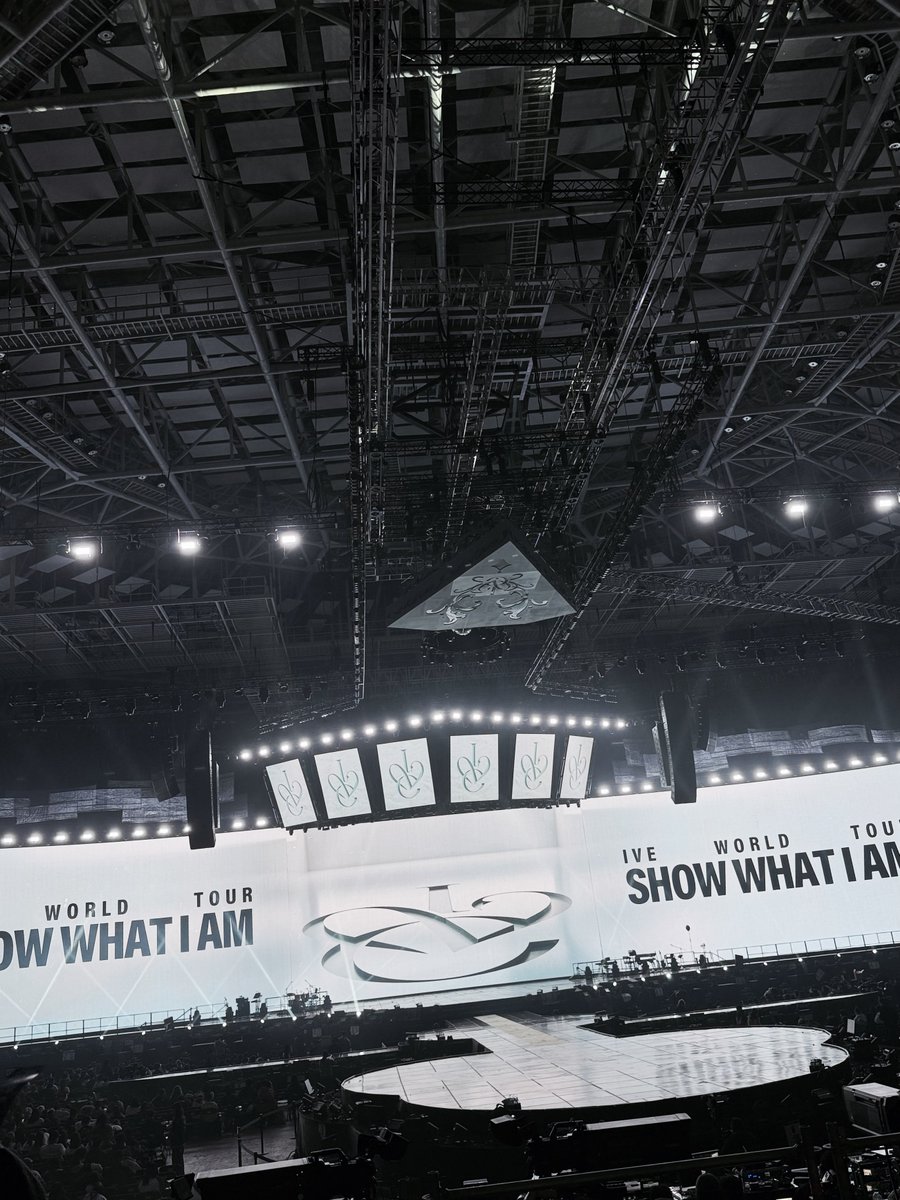 cochococat's tweet image. 🪽SWIM🪽