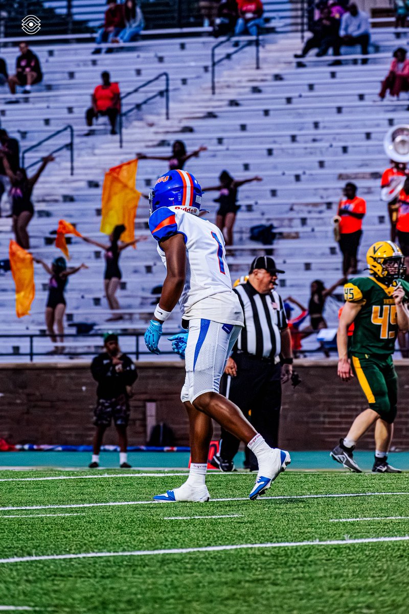 Zay Small tweet media