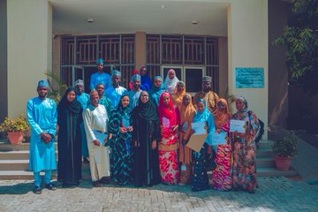 the_ACEProject's tweet image. .@Acephap_Buk celebrates the dedicated team behind the IVON PP Trial for their outstanding contributions to advancing maternal &amp;amp; child health in Nigeria.
It is laudable to note that the project achieved a 98% patient retention rate.
#ACEPHAP #MaternalHealth #PublicHealth #Nigeria