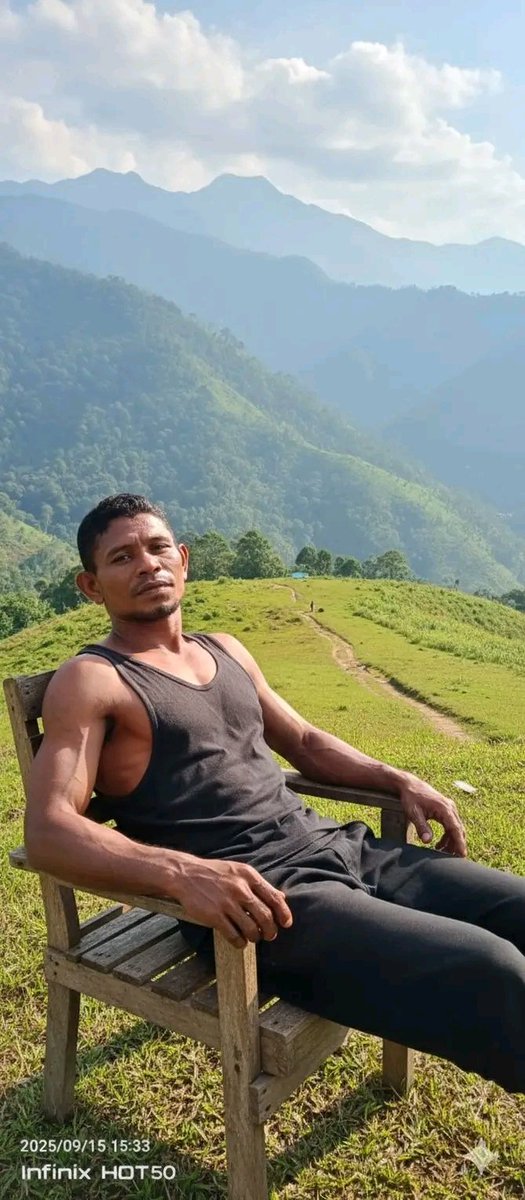 ri56193's tweet photo. Outdoor enak kali ya?😁 https://t.co/y09MYUh9x1