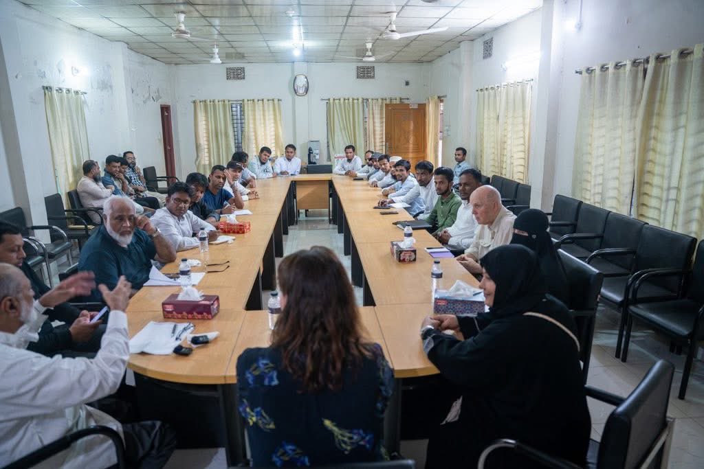 A delegation from the US visited the community based learning initiatives, schools and Madrasa in Rohingya camp. It’s always impactful if we do it for ourselves. #Education4Rohingya