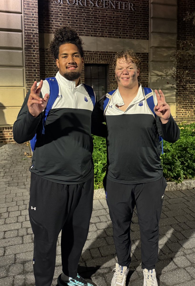 daniellekolojay's tweet photo. Week 9 MANDATORY Photo of @breck_kolojay and @PKeenyi #FightOn ✌️🏈❤️  #uscfb #oline https://t.co/ivXNs37Wy3