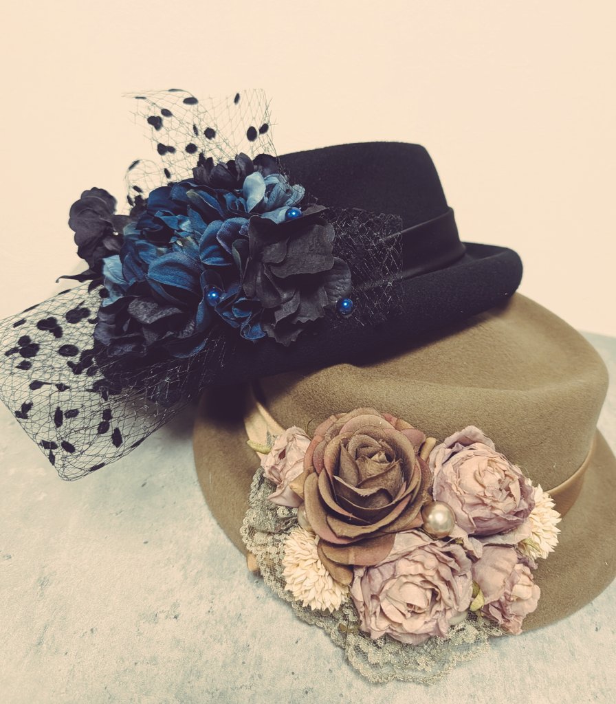 nijiironomi's tweet photo. 新作 お花の帽子
11/9㈰@daydream_event
11/16㈰@designfesta
秋冬コーデに合わせやすいお帽子ご用意してます♪
#dd大阪お品書き
#dd大阪
#デザフェス62お品書き
#デザフェス
#デザフェス62
#designfesta
#秋冬コーデ
#ガーリー
#ガーリーコーデ
#ロリータコーデ
#lovehat
#kawaii https://t.co/qm0WKOHWnx