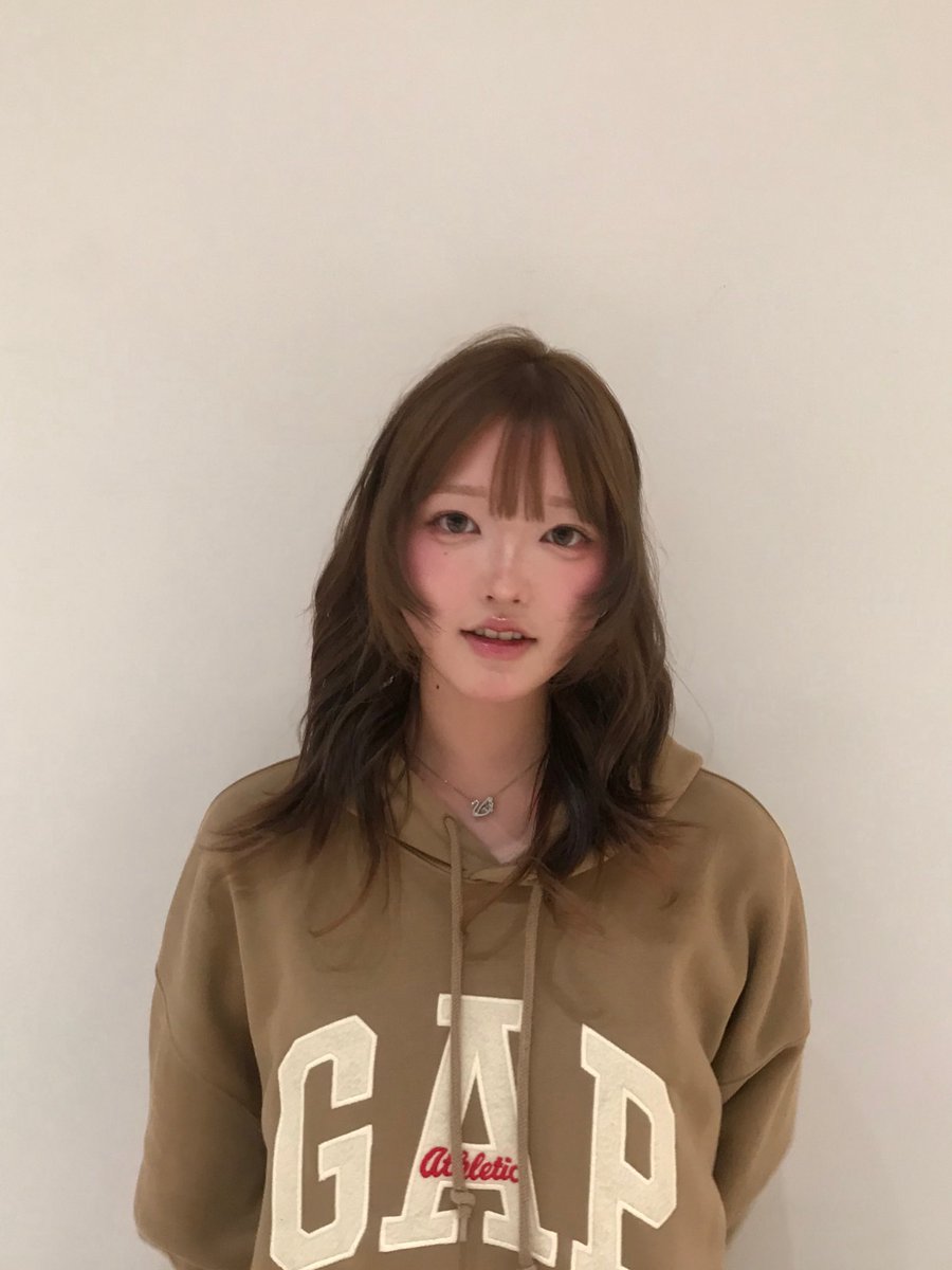 nftyoi's tweet photo. 秋カラー🍁🤍 https://t.co/lOLzKYkrbd