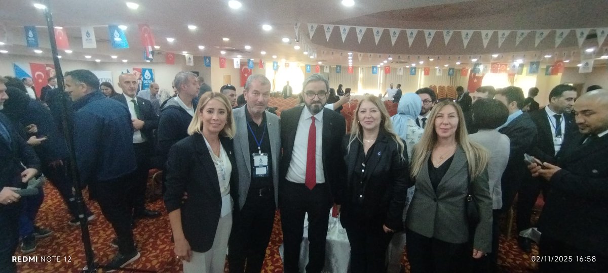 SevdaSaydam5's tweet photo. Teşkilat Başkanımız Seyit Karaca İstanbul DEVA Gaziosmanpaşa Kongresinde. 
@alibabacan 
@KaracaSeyit 
@DEVAZeliha_aksy 
@dnzsydm 
@devapartisi 
@devakadinda https://t.co/5l0jxgYqXb