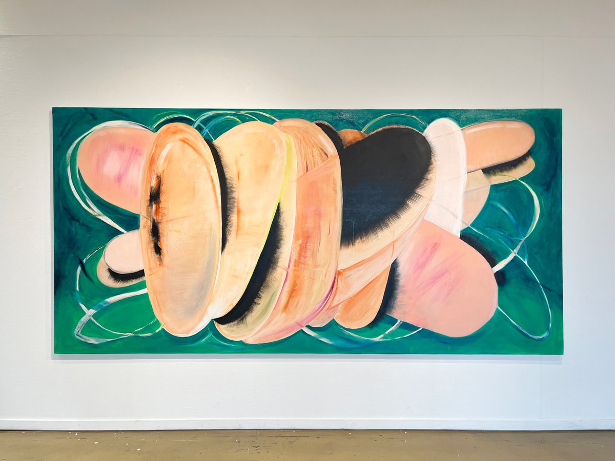 多摩美術大学芸術祭2025「Bon Voyage」を八王子キャンパスで見た。写真は渡部真衣（日本画M2）[絵画北棟]、宮本碧（日本画B1）[絵画北棟]、阿部朱梨（油画M1）[絵画東棟]、濱渦七海（IAA2024入選者）[絵画東棟]の作品。11/3まで。