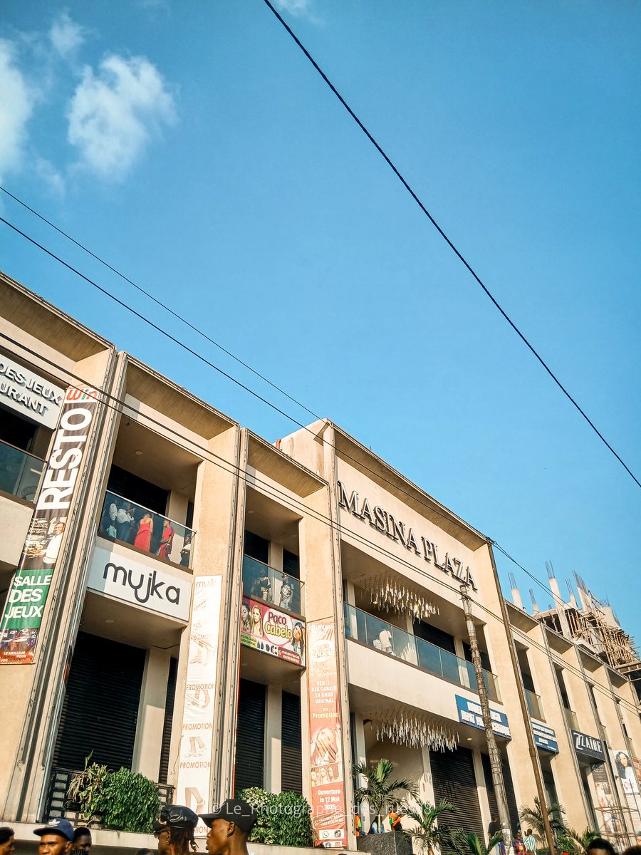 LE PHOTOGRAPHE DES RUES 📸⭐⭐⭐ tweet media