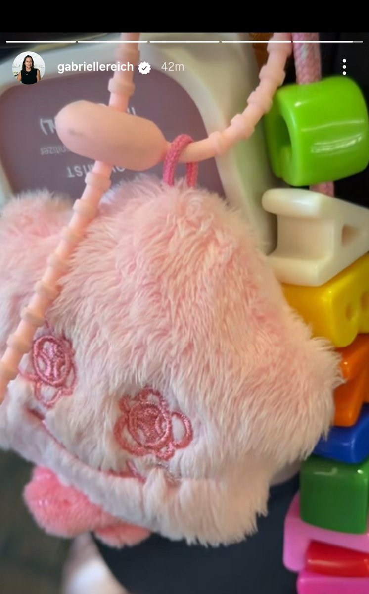 the concept of Vogue's Video Director being locked in is so iconic of <a href="/shumontopia/">SHUMON</a>