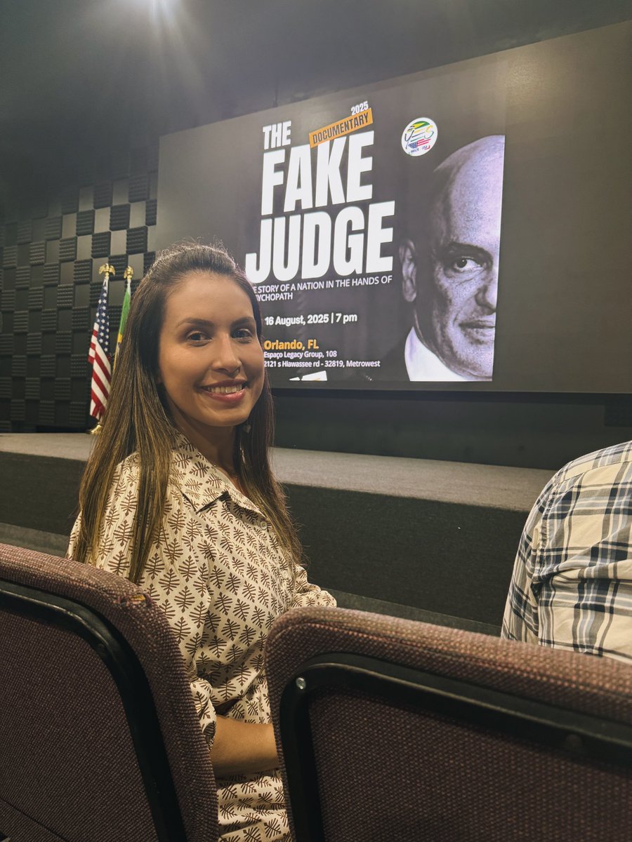 ludmilagrilo11's tweet image. O documentário “The Fake Judge”, de Sérgio Tavares (@canalsergio2) foi liberado ontem à noite no YouTube. Eu assisti à estreia em Orlando e valeu cada segundo 👏👏👏👏

Link: youtu.be/B_IIep7-Jcs?si…
