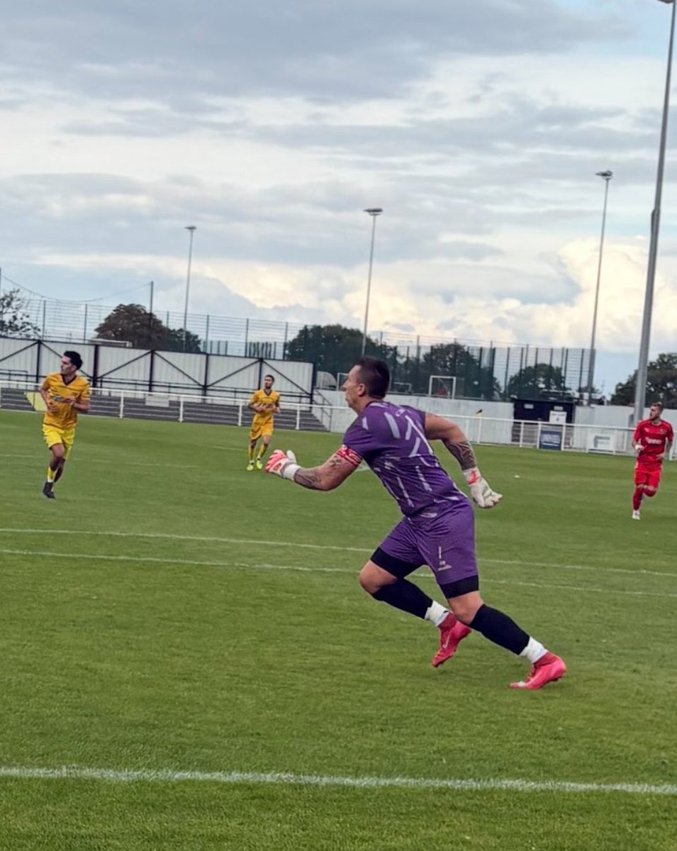 Name: Michael Doyle 
Age: 35
Location: Essex 
Position: GK 
Previous Clubs: FC Romania, Hullbridge, Basildon United, Bowers and Pitsea 

Looking for Step 6 and above