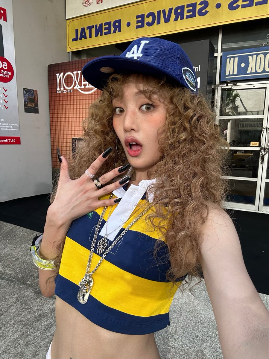 1 RETWEET/REPLY = 1 VOTE FOR IDLE!

I vote for #IDLE at #2025MAMAVOTE