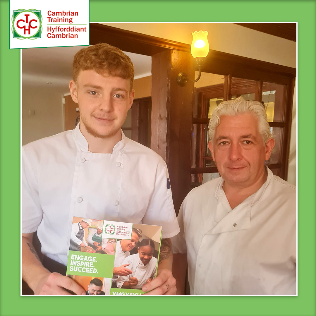 👏 Big congrats to Declan Darkin, chef at Breeze Hill Hotel, Benllech 🎓 He’s just earned his Level 2 Professional Cookery certificate—and is already cooking up success at Level 3! 🔥 #AngleseyTalent #HospitalityHeroes #SkillsSuccess #BreezeHillHotel