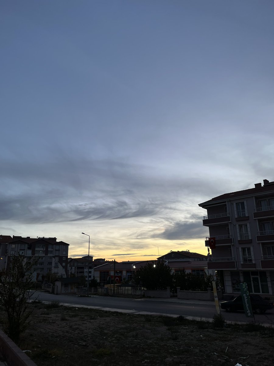 semiha (@semihagnr) on Twitter photo 