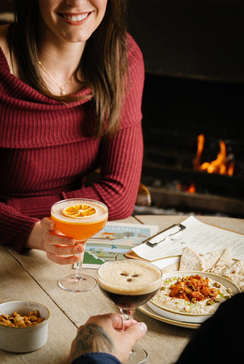 As the cold weather approaches, let's talk winter warmers.

What's your favourite drink from our winter menu? 

Book now: sunfaversham.co.uk

#shepherdneame #faversham #cocktails