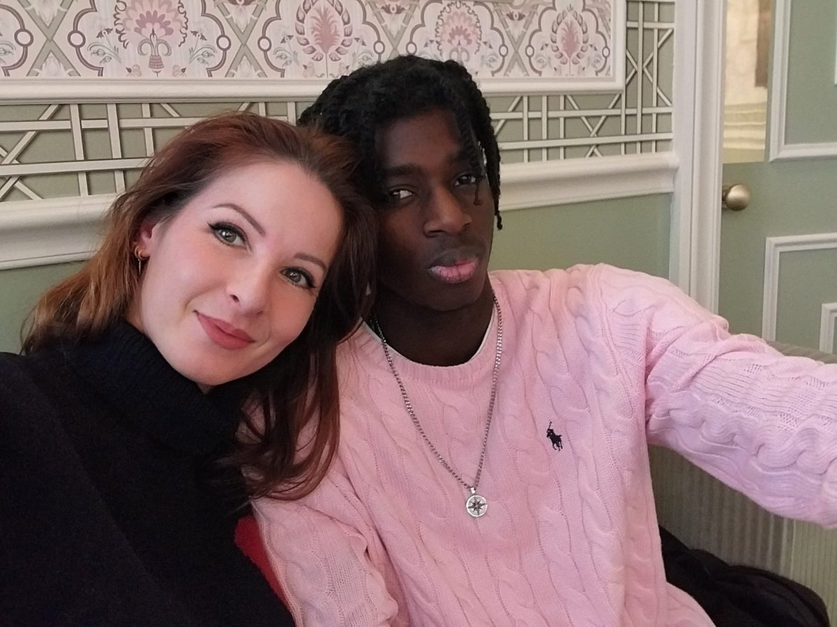 Bouleversé après mon échange avec la maman de Mathis, 19 ans, tué à Lille par un criminel de la route.

“Il aimait vivre, faire le pitre”… 
des mots d’une mère brisée mais digne.

Elle se battra pour la mémoire de son fils. Nous serons à ses côtés.

Ne lâchez rien Laetitia 🙏🇫🇷!