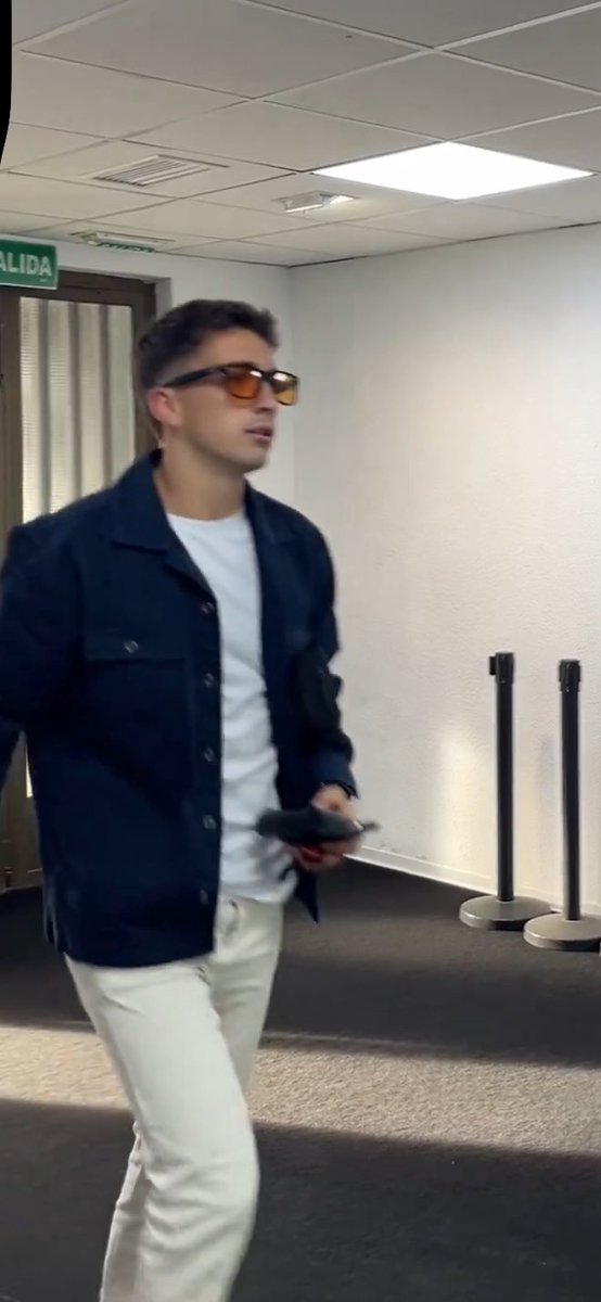 fenixalbinegro's tweet image. Nuestro Marcos Llorente