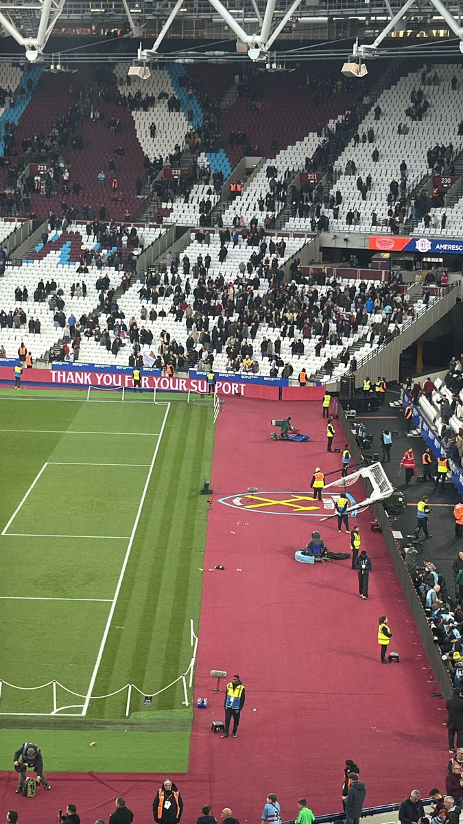 westhamfootball's tweet image. Sit in protest at the London Stadium has begun