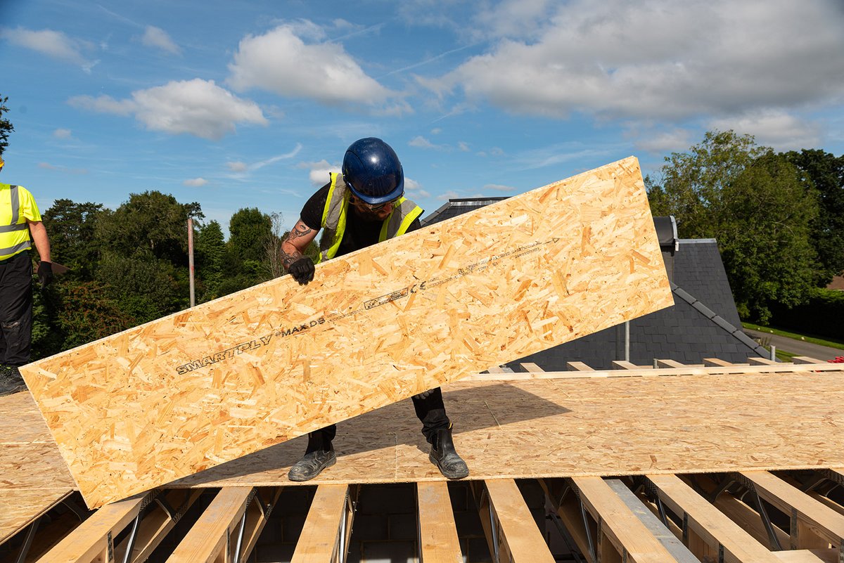 Featured on page 10 of the latest issue of Panel, Wood &amp; Solid Surface: "Birch Construction Surrey and SMARTPLY bring high performance to high-end home" <a href="/MEDITESMARTPLY/">MEDITE SMARTPLY</a> . pawprintuk.co.uk/1125std.pdf