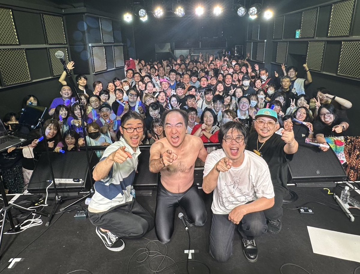 こんな時間になってしまいましたが、本日のデビュー20周年記念ワンマン