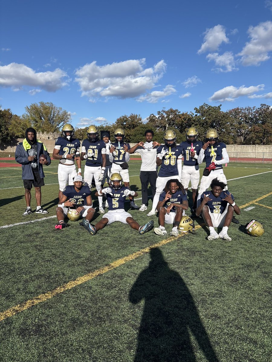Come get us coaches we all covering and taking the ball when it’s in the air! #DBU
 <a href="/CoachDonerson/">Keith Donerson</a> <a href="/Coach_CDahlke/">Chandler Dahlke</a> <a href="/DreamU_IndyFB/">Indy CC Football</a> <a href="/iamcoachMB/">Coach Marlon Barnett 🏴‍☠️</a> <a href="/chance_main/">MAIN.</a>