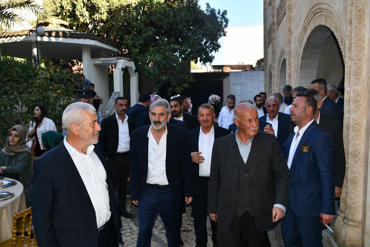 Gülel ve Yazmacı Ailelerinin Nişan Töreni Görkemli Bir Şekilde Gerçekleşti urfasiyaseti.com/gulel-ve-yazma… <a href="/avbusrayazmaci/">Av.Büşra YAZMACI</a> <a href="/MuratYazmaci63/">Murat Yazmaci</a> <a href="/ismailyazmaci63/">İsmail Yazmacı</a> <a href="/SehmusGulel/">Şehmus GÜLEL</a> <a href="/HBasriGulel/">Hasan Basri Gülel</a> <a href="/gulel1923/">Dr. Şahin</a> <a href="/yaazmaci/">MENAN YAZMACI</a> <a href="/YazmaciHuseyin/">Hüseyin YAZMACI</a> <a href="/Halilkus630663/">Halil kuş (Yedek Hesabım)</a> <a href="/osmanyuksekyayl/">osman yüksekyayla</a> <a href="/bekiryyayla/">bekir yüksekyayla</a> <a href="/tepretkemal/">Kemal Tepret</a>