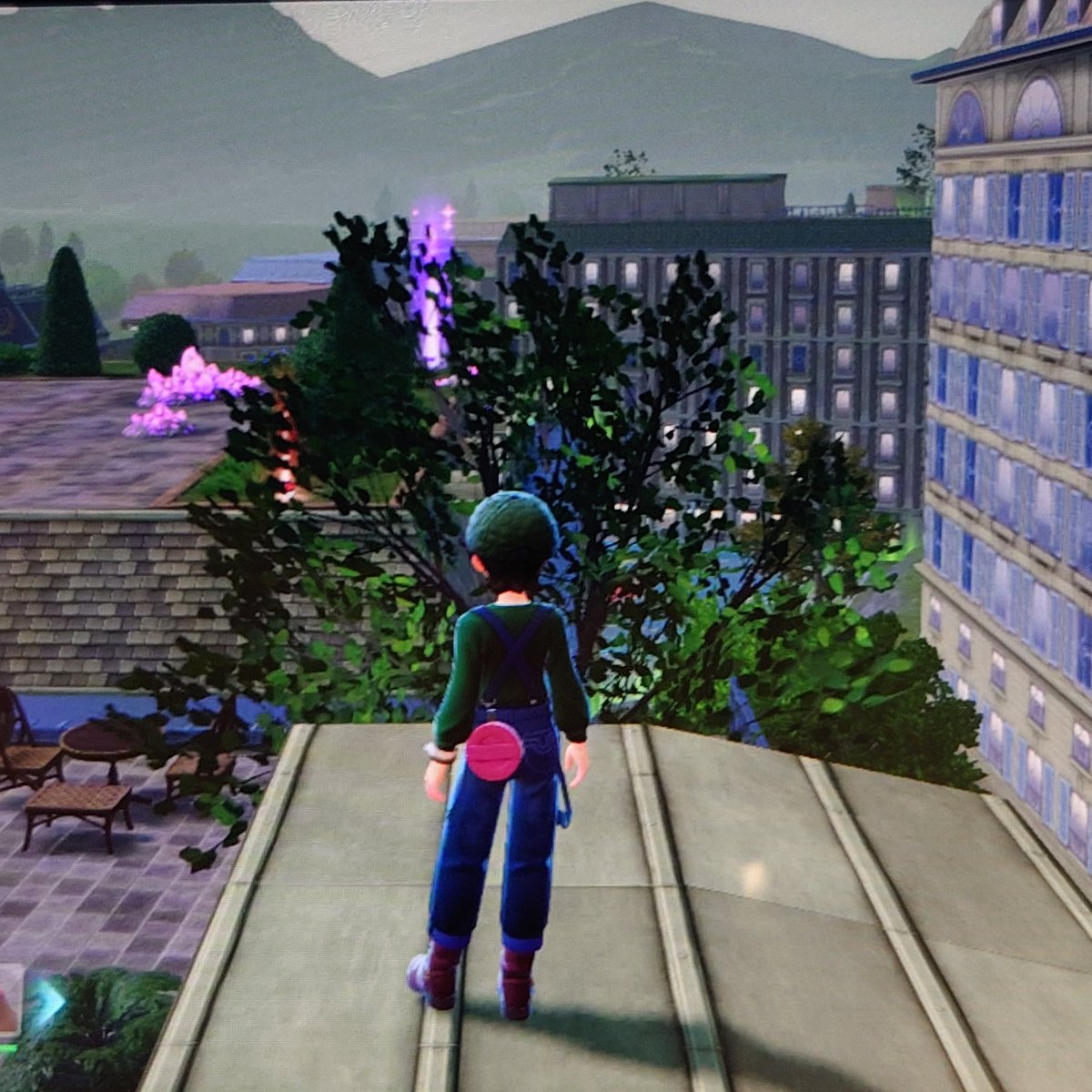 はち❣️蛇龍の眠るジオードトップ❣️青と赤❣️ qeetok on X