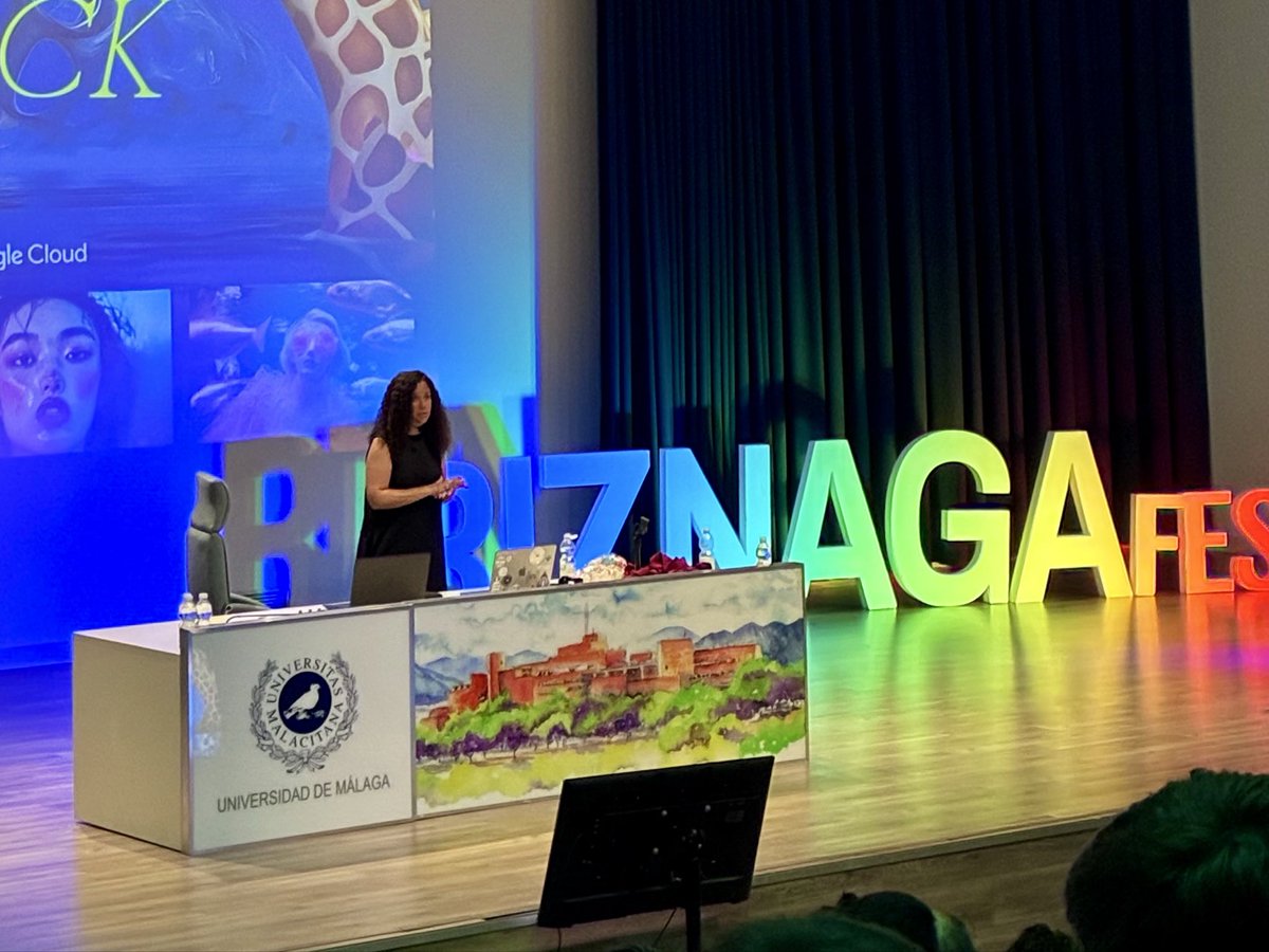 demiproduct's tweet image. 🙌 @BiznagaFest Málaga 2025 🇪🇸⚡
Key takeaways:
💡 GenAI amplifies creativity
🤝 Spain’s dev community = pure collaboration
🚀 Live demos better then slides
Left buzzing with ideas to build more with #AI 🙌
#DevFest #TechCom @GDGMalaga