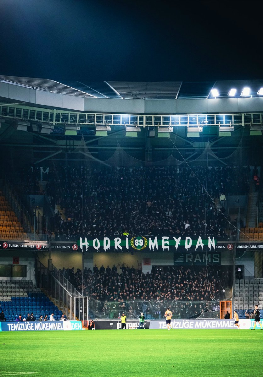 Dünyanın en iyi set pankartı iyi geceler diler...