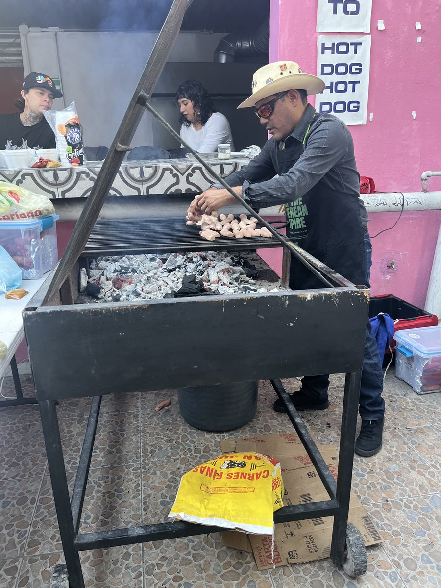 ¡CarnETHa Asada al puro estilo regio! 🤠🥩🔥

Gracias por organizarla <a href="/MOCA_app/">MOCA 🍥</a> <a href="/mxweb3/">mxweb3</a> <a href="/eth_mty/">Ethereum Monterrey</a> <a href="/ethereum_mexico/">Ethereum Mexico 🇲🇽</a> 🇲🇽