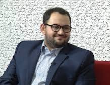 To jest Petros Tovmasyan który otrzymał ponad 17 mln złotych dotacji z Funduszu Sprawiedliwości między 2018-2023 
Gruzin który w niejasnych okolicznościach otrzymał polskie obywatelstwo 🤦‍♀️