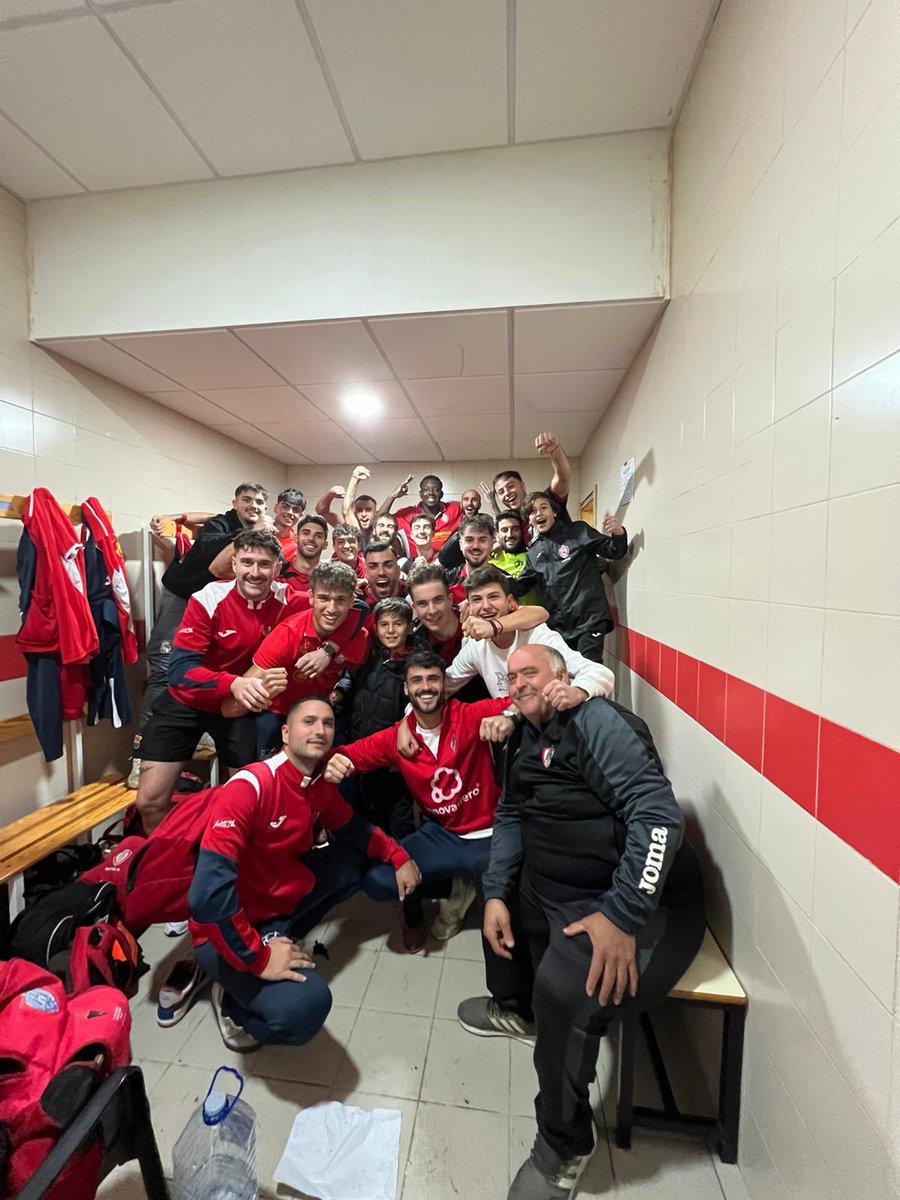 🛎️??????? SIIIII, de nuevo +3

CD Monterrubio 0
🆚
CF Campanario 3
(Iván, Bola, Kali)

#vamoscampa🔴🔴