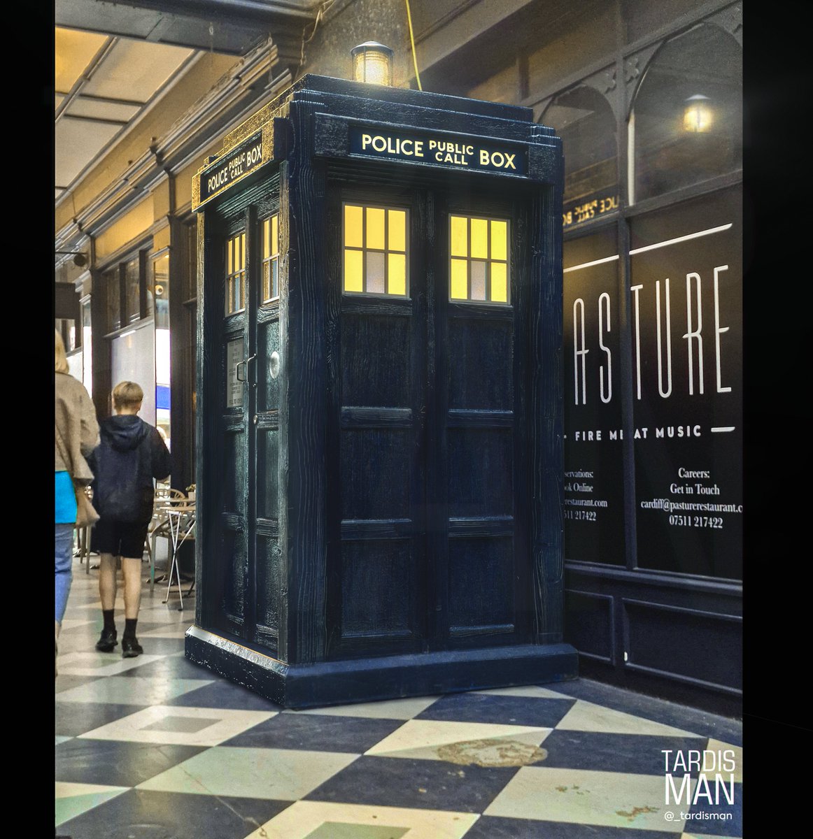 TARDISman550's tweet image. So this weekend the TARDIS was on display at the Cardiff's High Street Arcade to celebrate the citys 70th 

decided would be a good photo to comp my custom box into 

Rendered in keyshot

Enjoy folks 

#TARDIS #DoctorWho #3DModel  #anniversary #RussellTDavies #Photoshop
