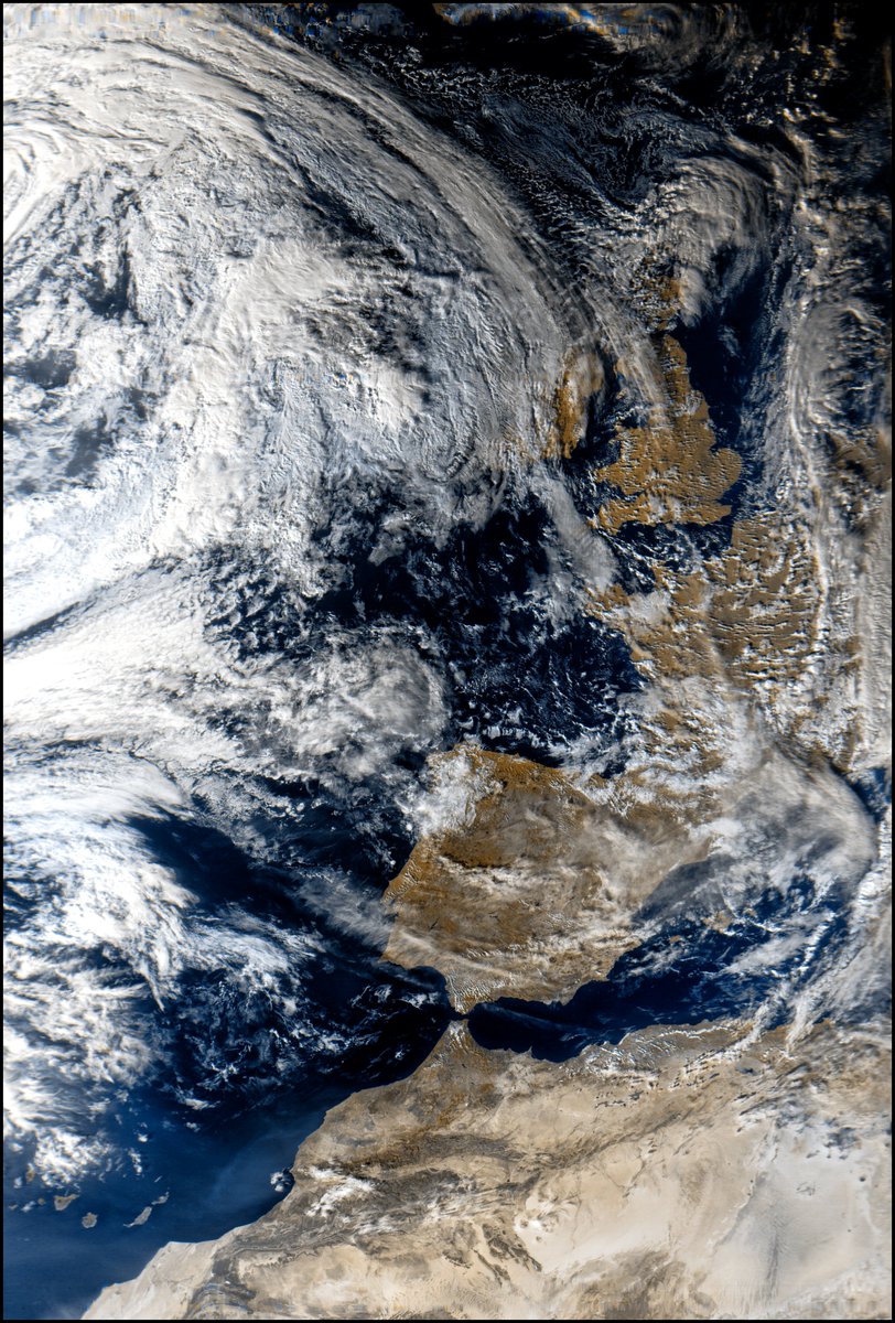 r_mcoy's tweet image. #MeteorM23 32º W #MeteorM24 63º W #MeteorM23 63º E @Nooelec #qfh @SDRPlay #rsp1a @aang254 #satdump @AEMET_Cantabria Pases del día con buenos retratos de #UK ,#PeninsulaIbérica. Pase IR con un excelente foco de la orografía del norte de @Africa y los montes #Atlas. Buenas noches!